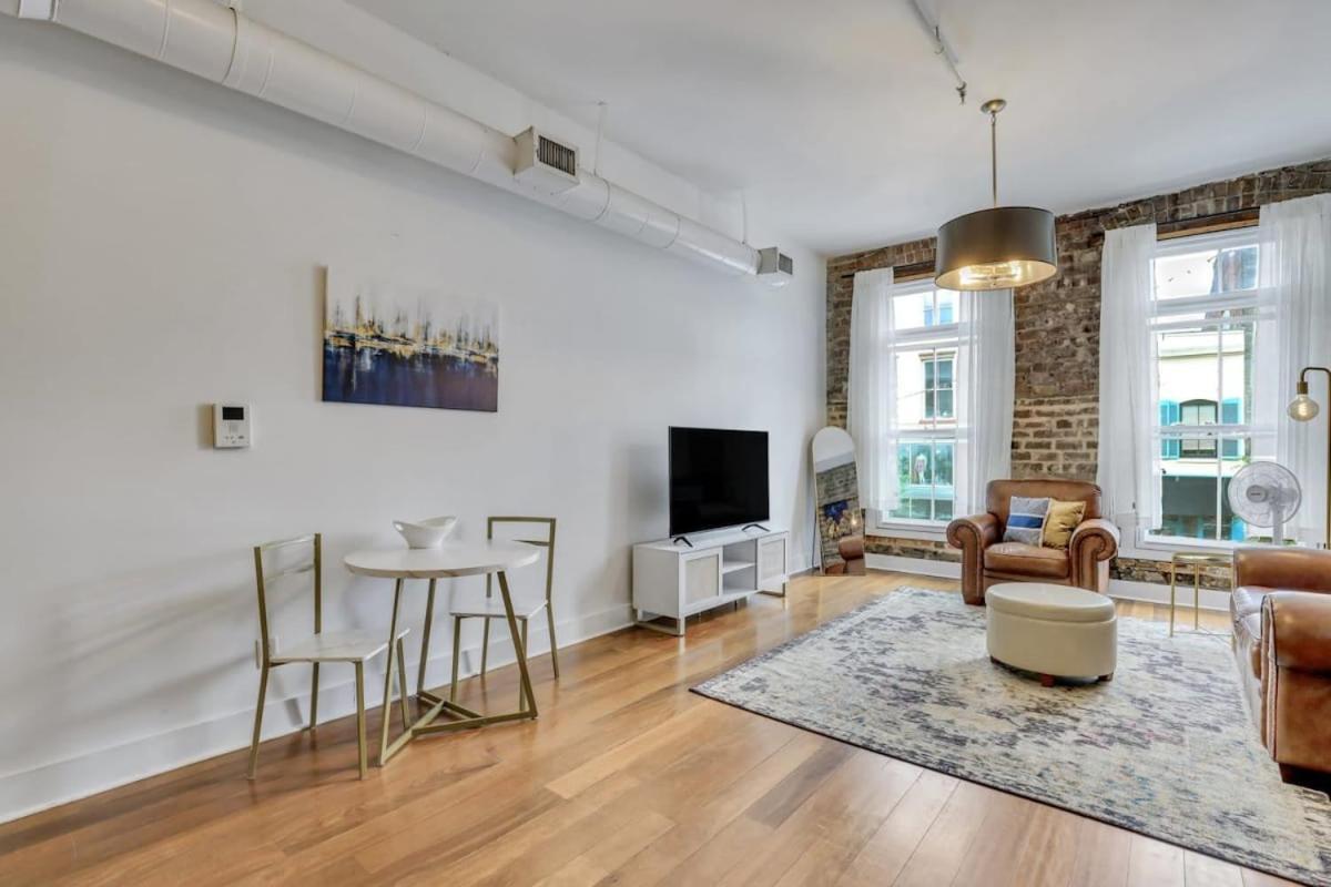 Lush Savannah Loft - Near Plant Riverside District Luaran gambar