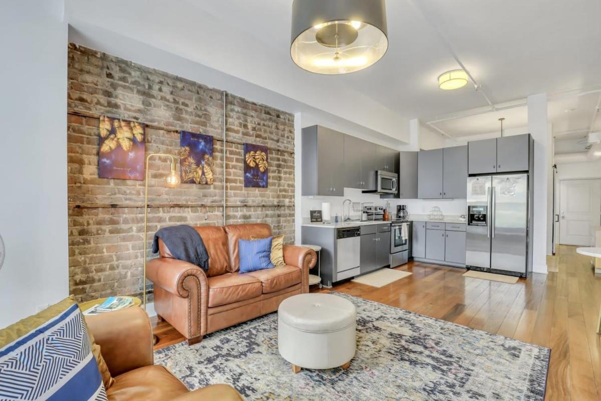 Lush Savannah Loft - Near Plant Riverside District Luaran gambar