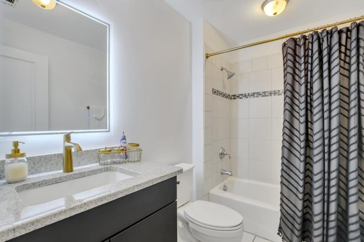 Lush Savannah Loft - Near Plant Riverside District Luaran gambar