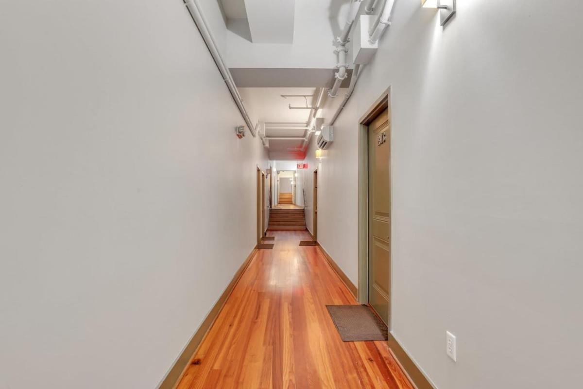 Lush Savannah Loft - Near Plant Riverside District Luaran gambar